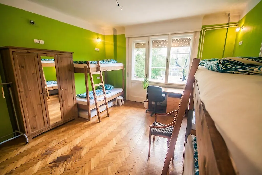 Alice Hostel Budapest 0*,  Hungary